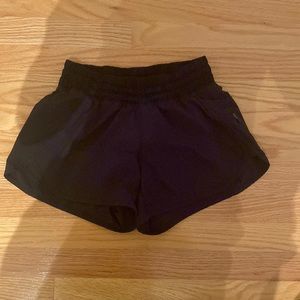 Black Lululemon running short